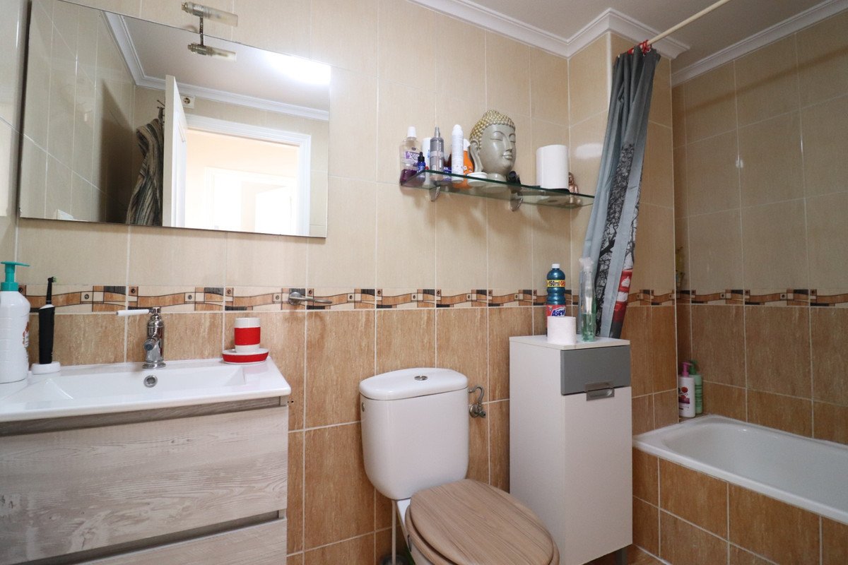 2 Bed Ground Floor Apartment in Los Palacios