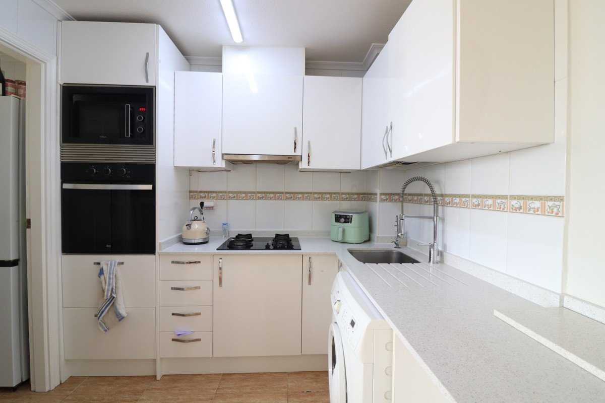 2 Bed Ground Floor Apartment in Los Palacios