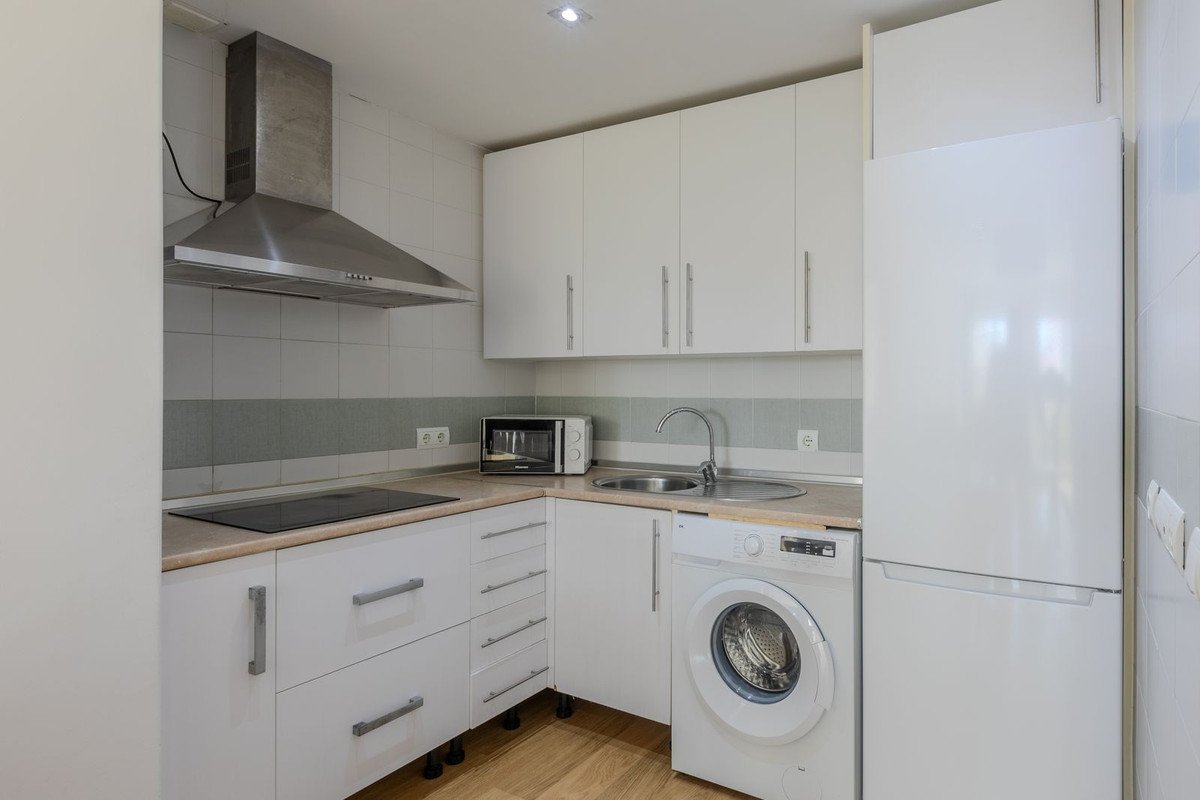 1 Bed Middle Floor Apartment in Mijas Costa