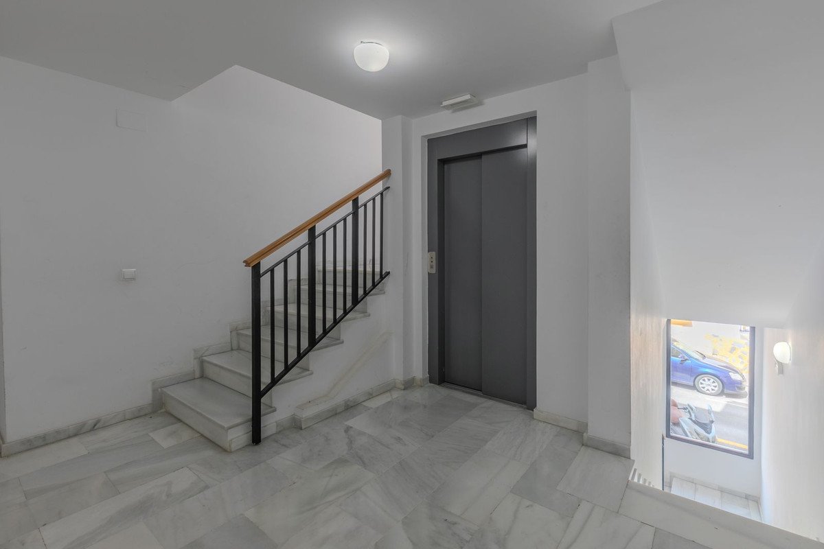 1 Bed Middle Floor Apartment in Mijas Costa