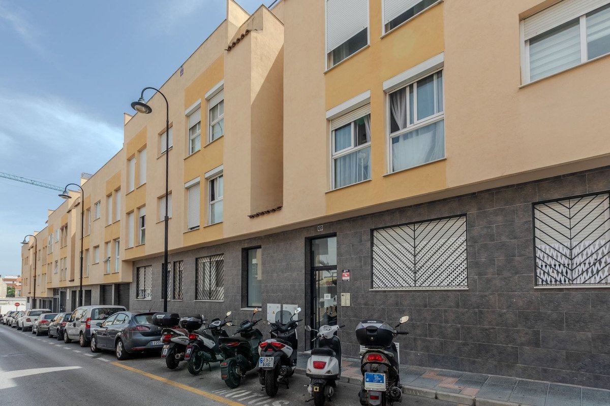 1 Bed Middle Floor Apartment in Mijas Costa
