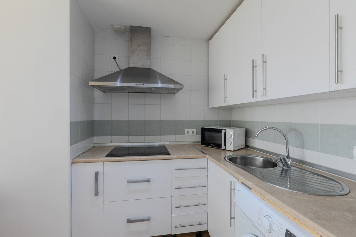 1 Bed Middle Floor Apartment in Mijas Costa