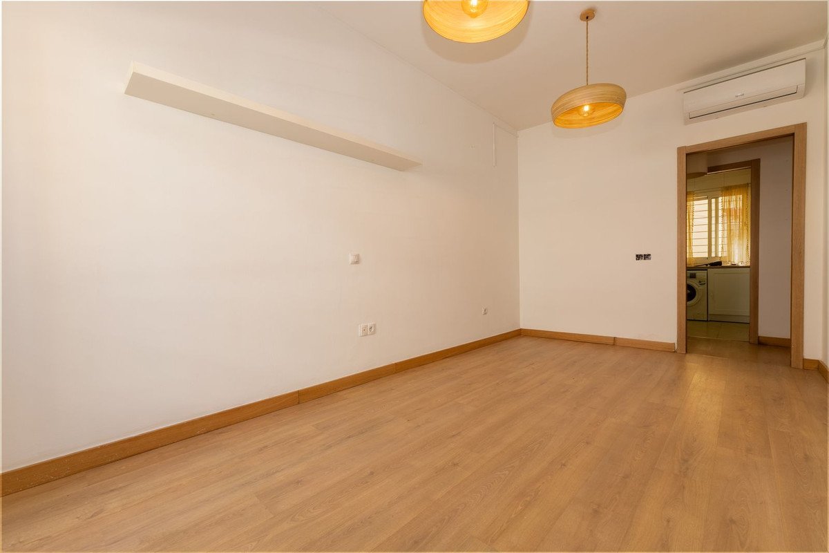2 Bed Ground Floor Apartment in Suárez