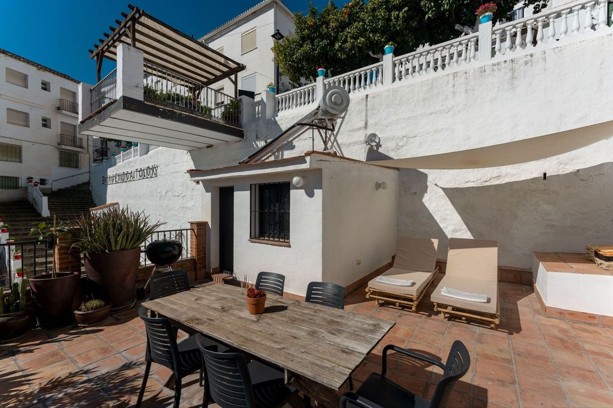 2 Bed Townhouse in Tolox