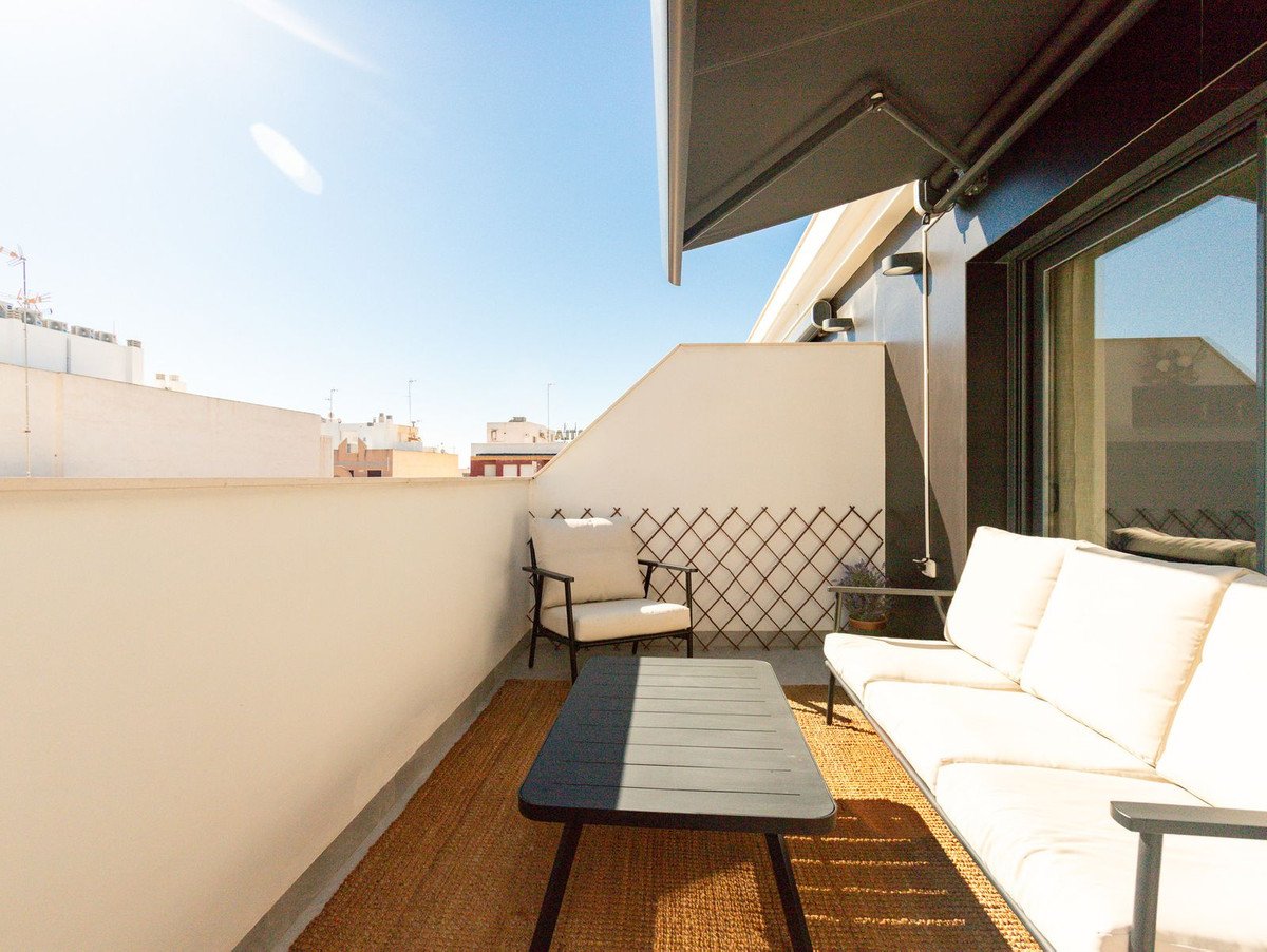 3 Bed Top Floor Apartment in Torrevieja