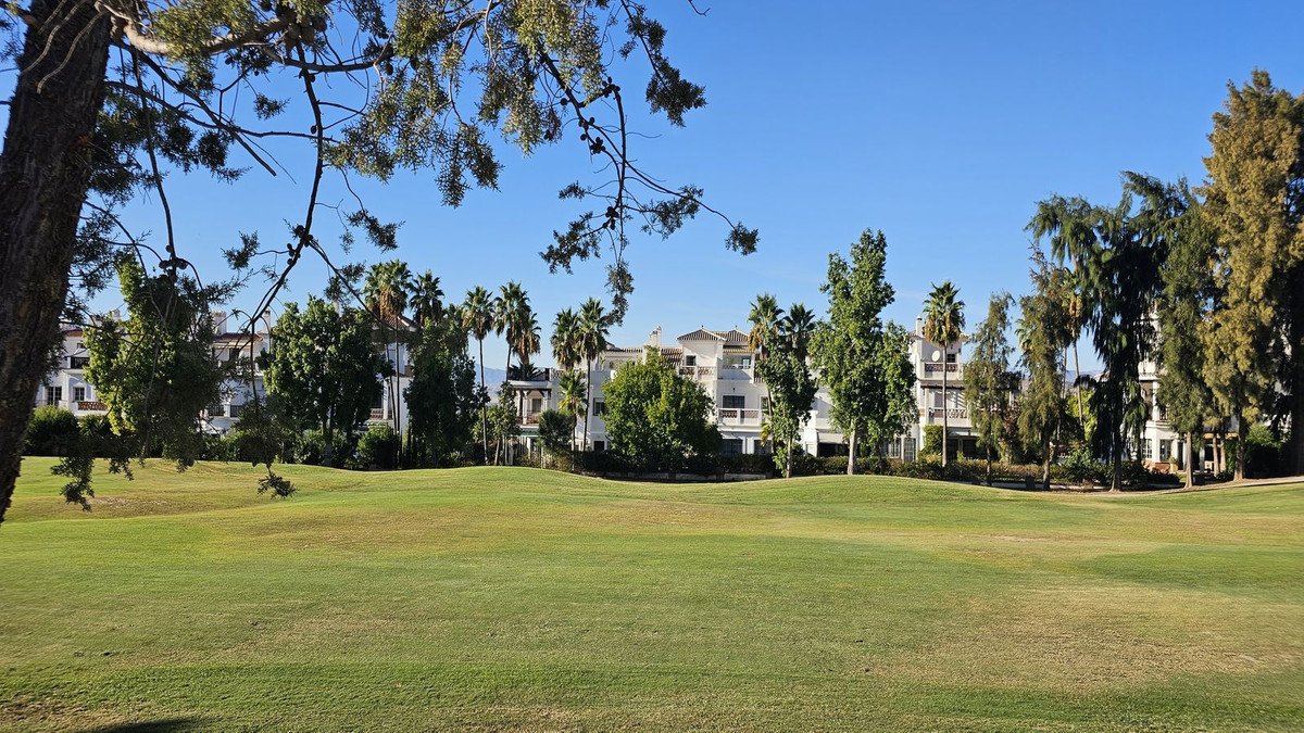 2 Bed Townhouse in Lauro Golf