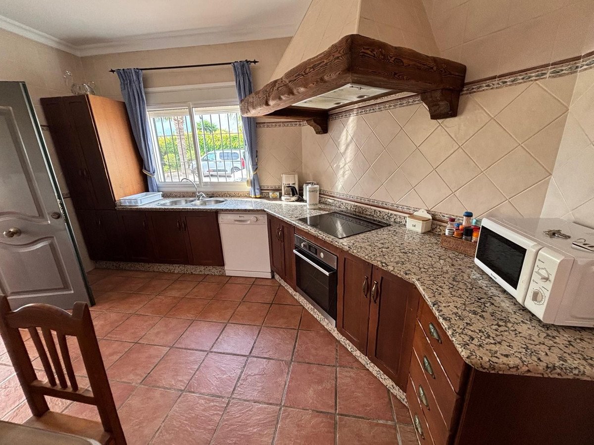 4 Bed Detached Villa in Alhaurín de la Torre