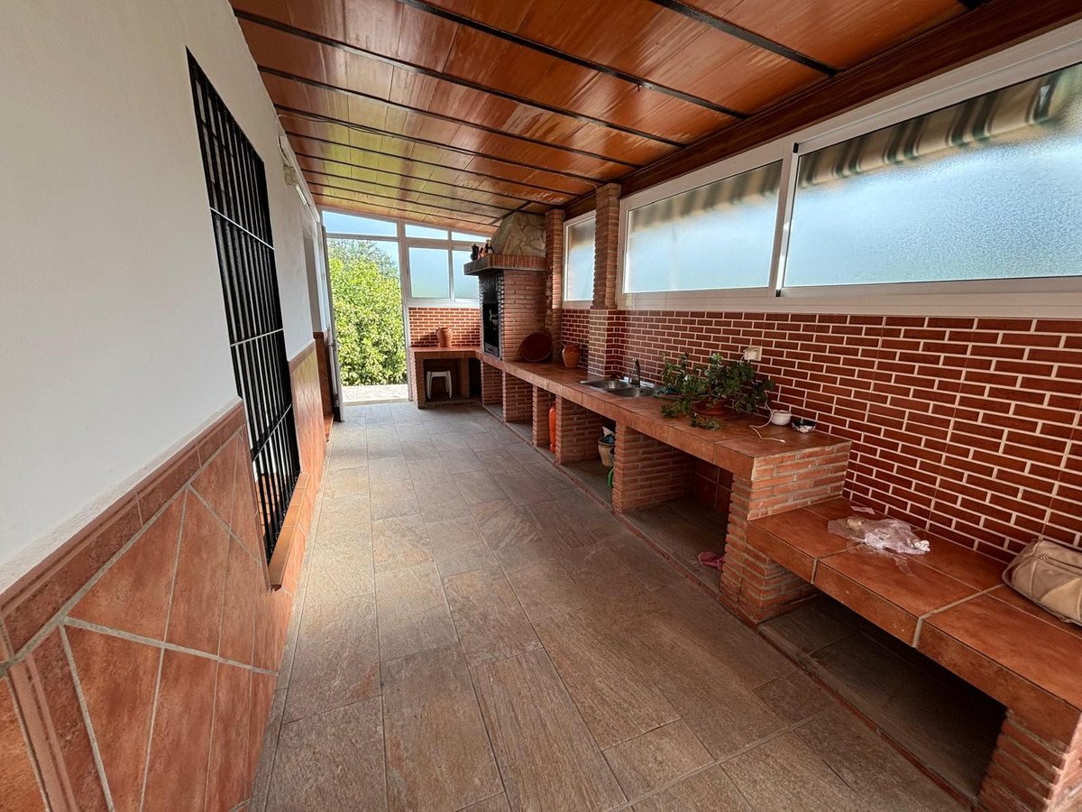 4 Bed Detached Villa in Alhaurín de la Torre