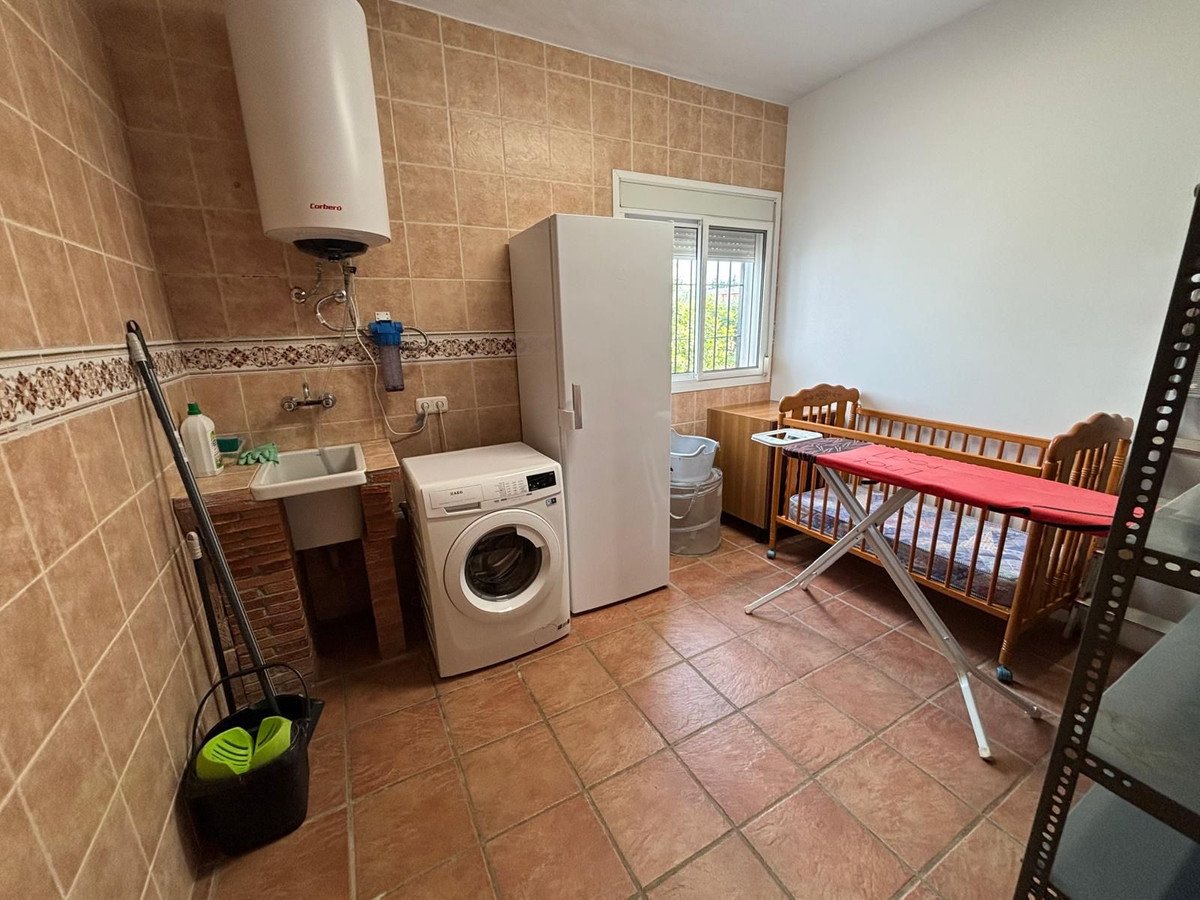 4 Bed Detached Villa in Alhaurín de la Torre