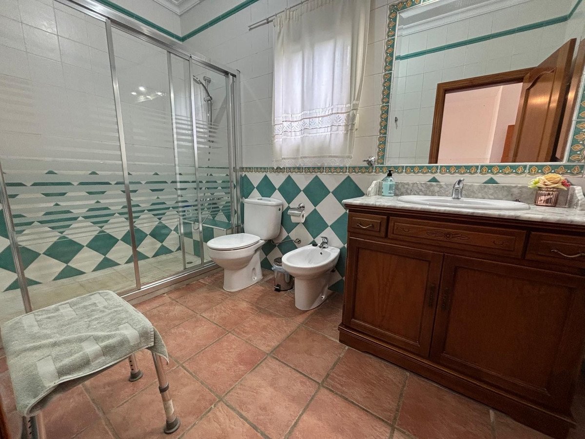 4 Bed Detached Villa in Alhaurín de la Torre