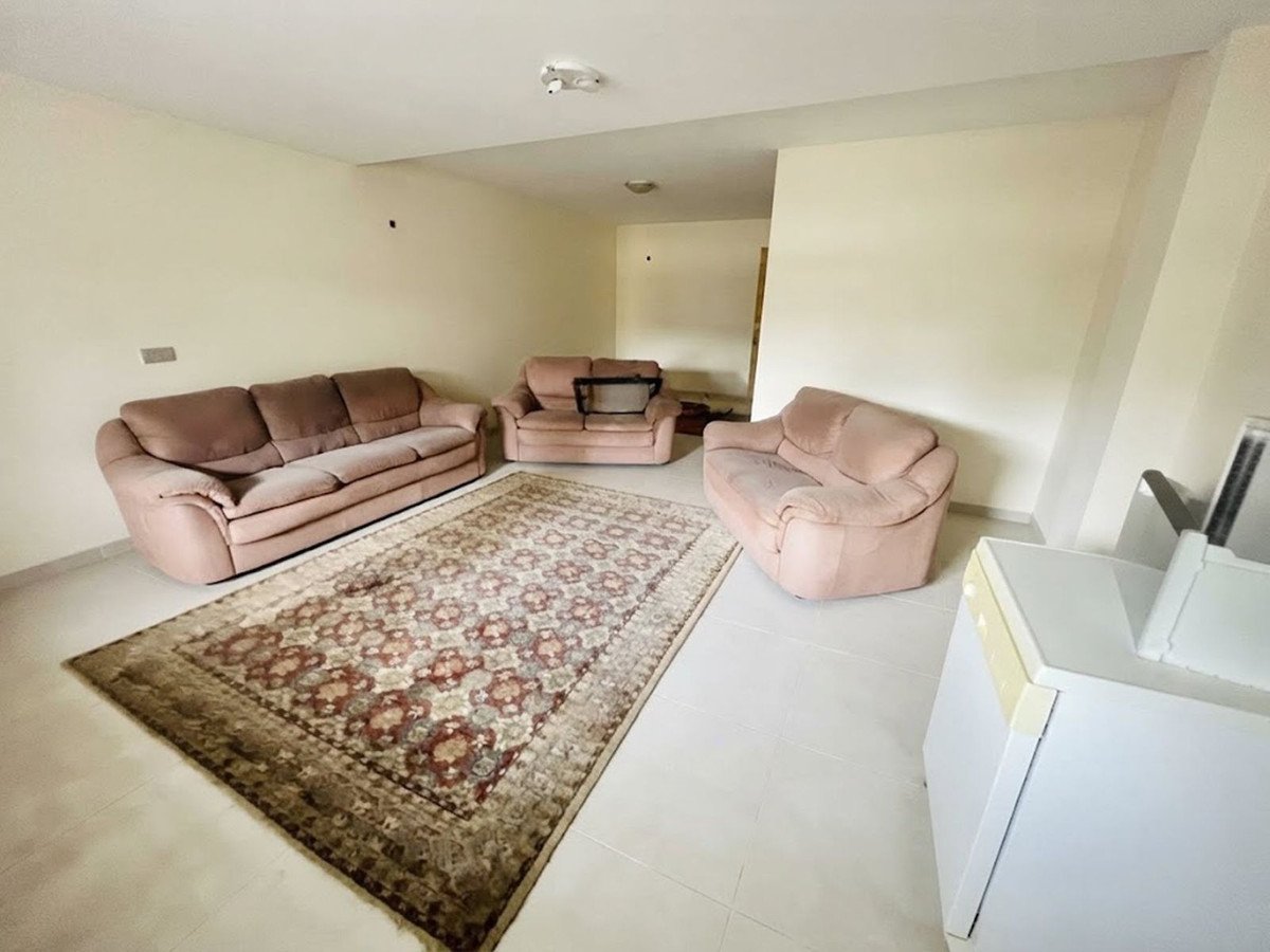 6 Bed Detached Villa in Nueva Andalucía