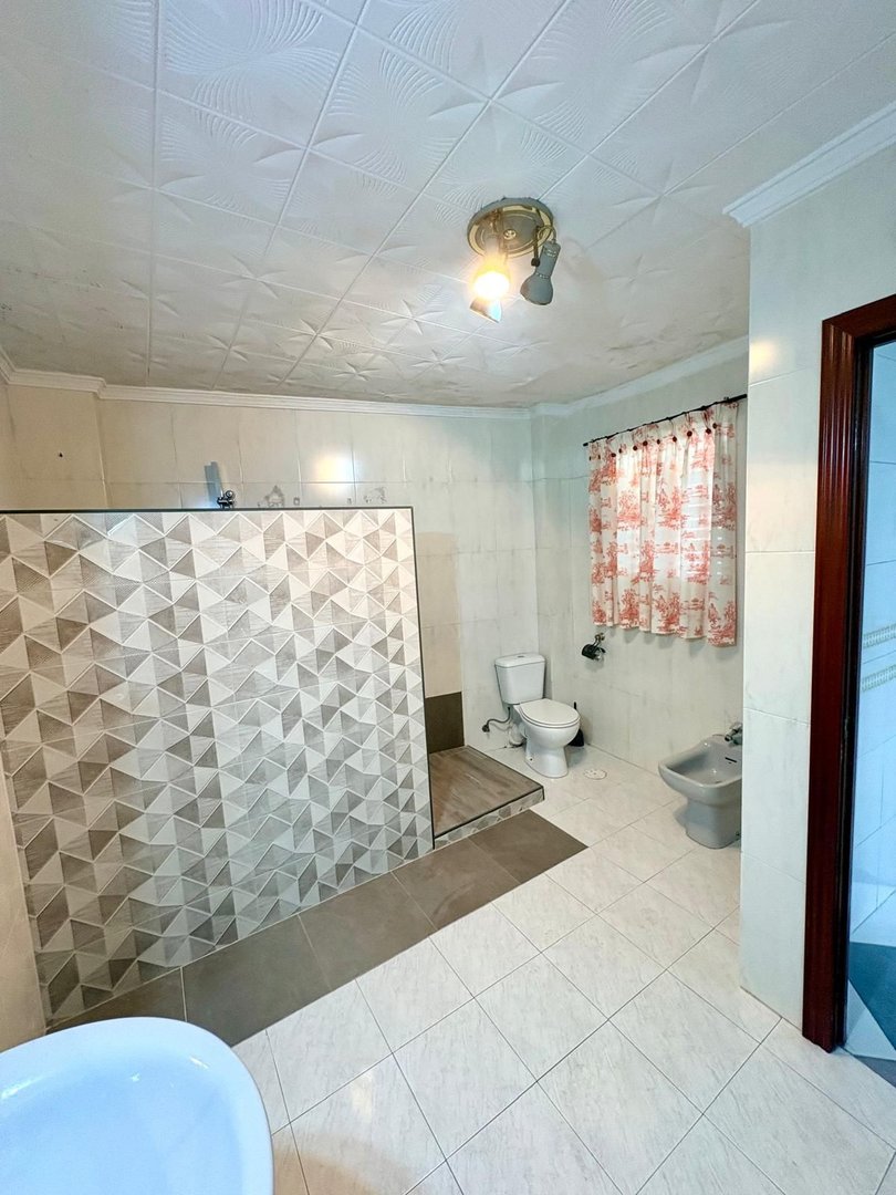 4 Bed Middle Floor Apartment in Alhaurín el Grande