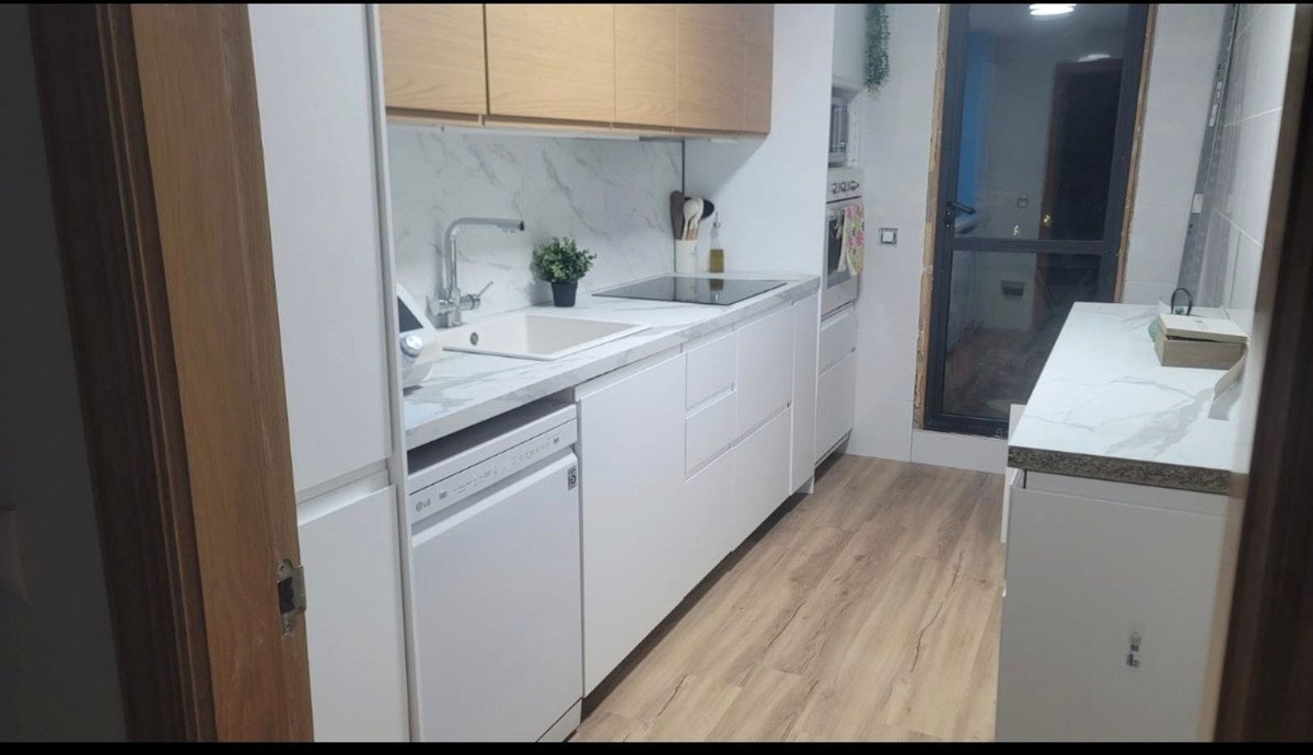 3 Bed Middle Floor Apartment in Manilva