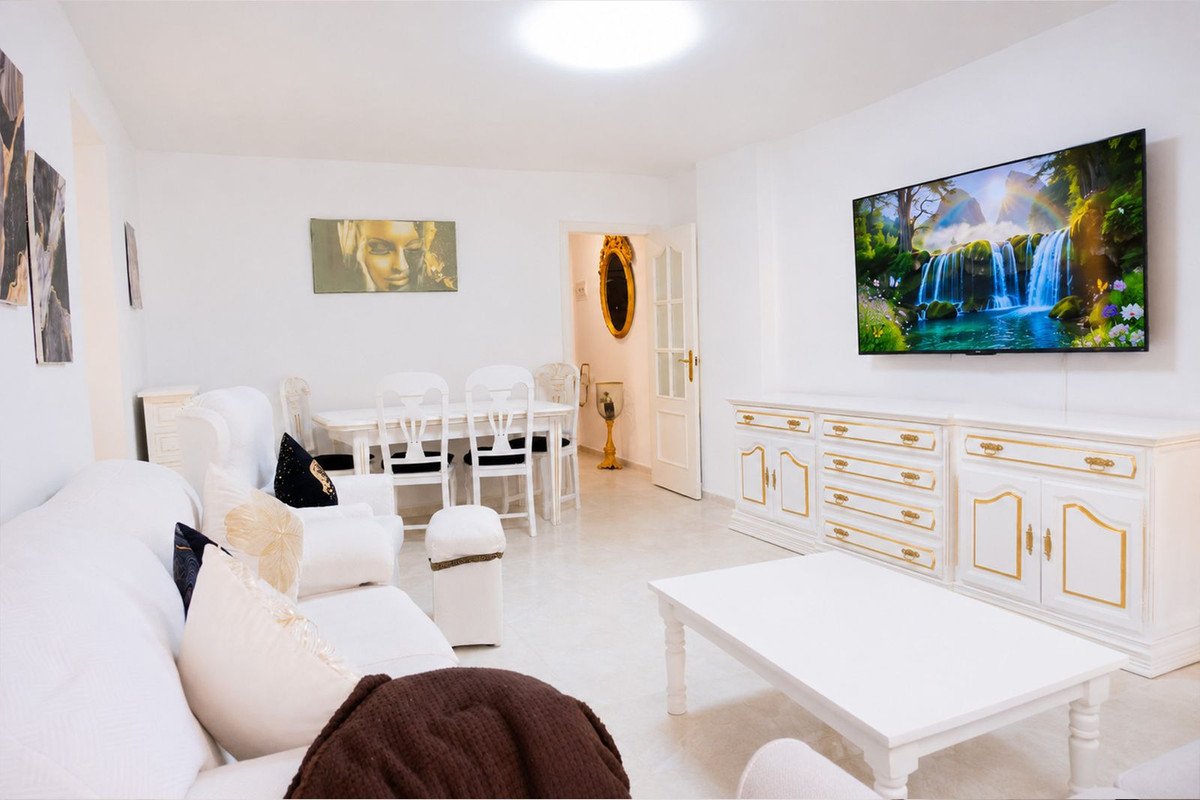 3 Bed Ground Floor Apartment in Marbella