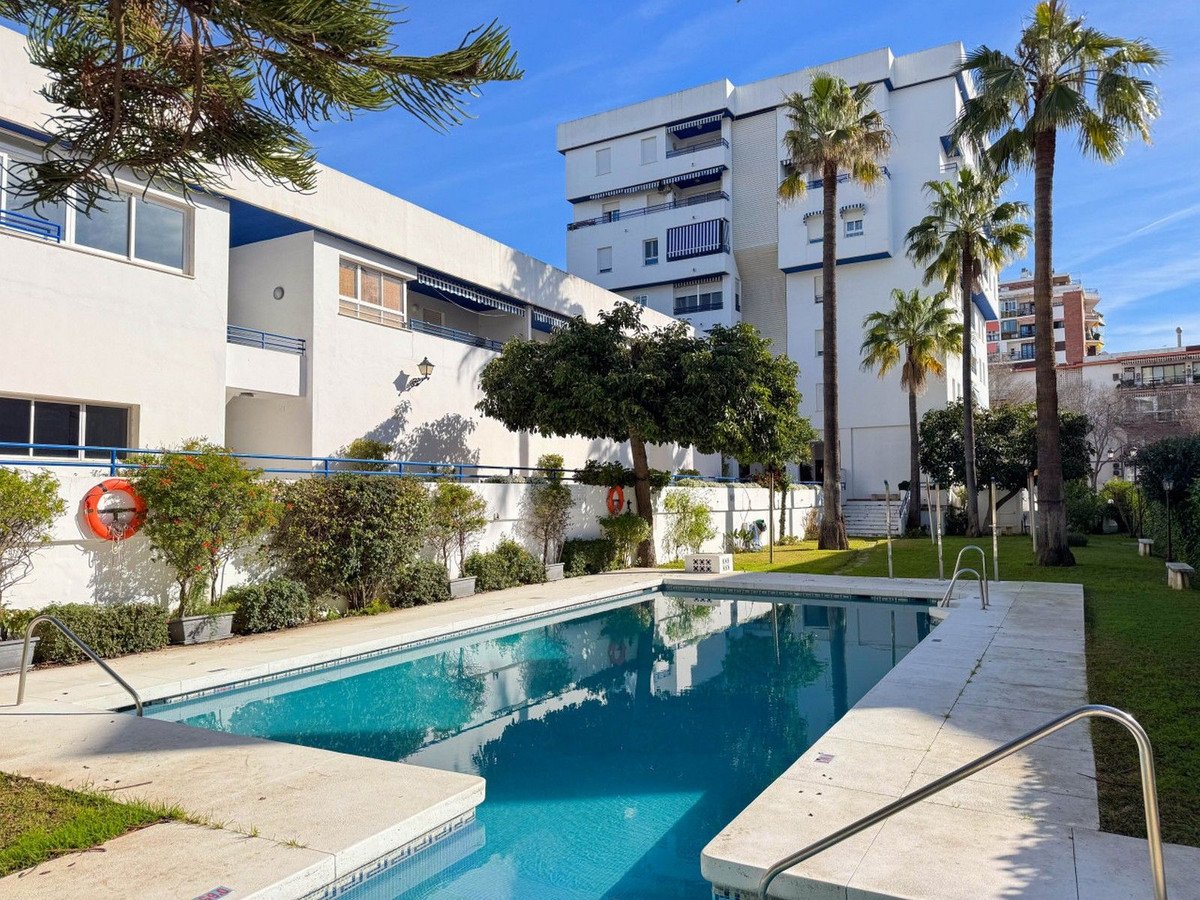 3 Bed Middle Floor Apartment in Marbella