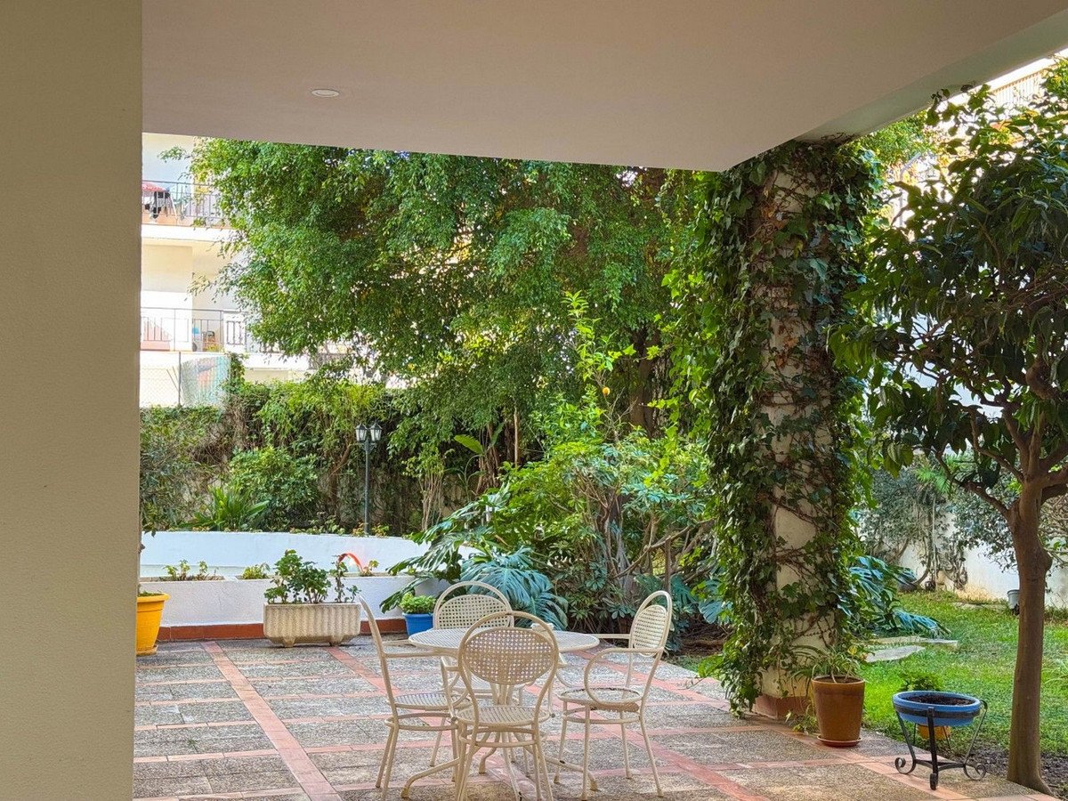 3 Bed Middle Floor Apartment in Marbella