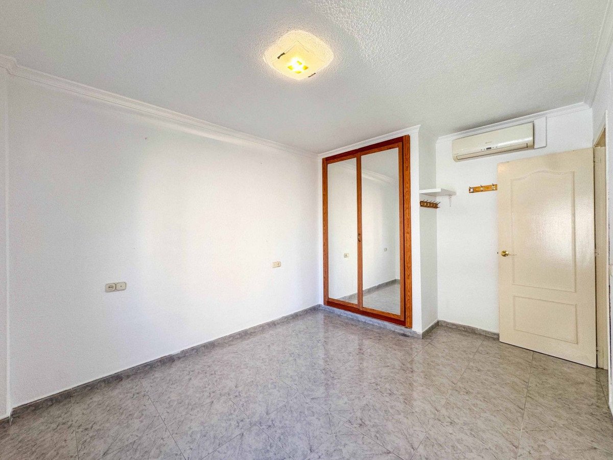 3 Bed Middle Floor Apartment in Marbella