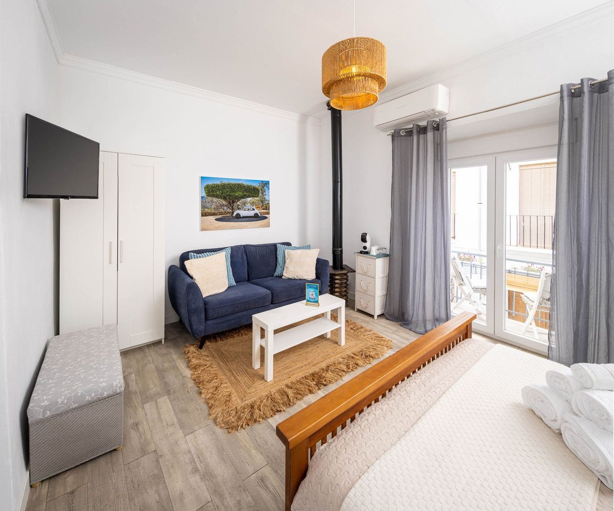 5 Bed Townhouse in Coín