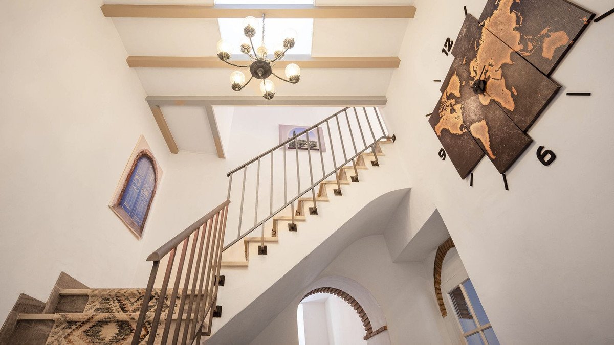 5 Bed Townhouse in Coín