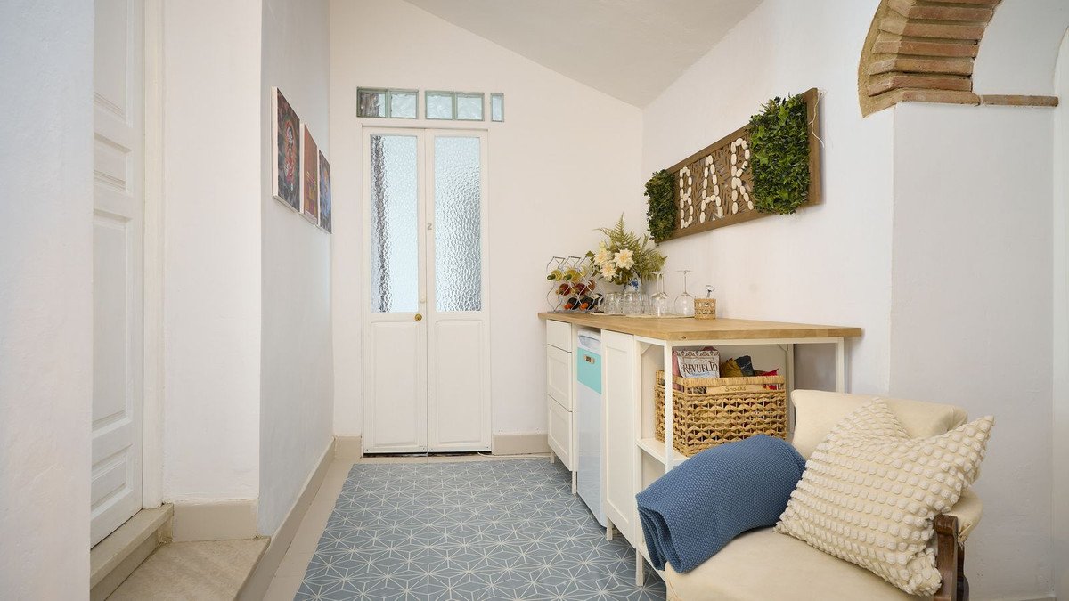 5 Bed Townhouse in Coín