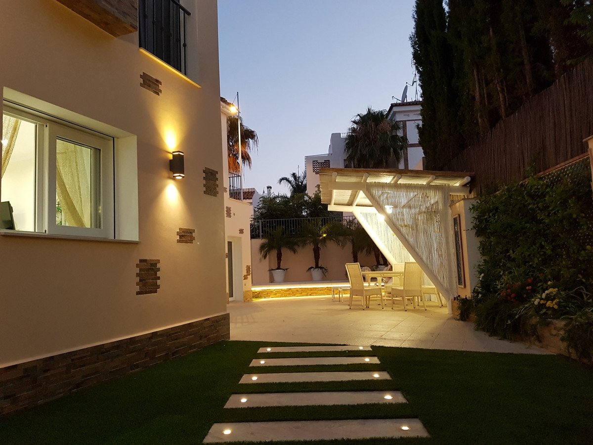4 Bed Detached Villa in San Pedro de Alcántara