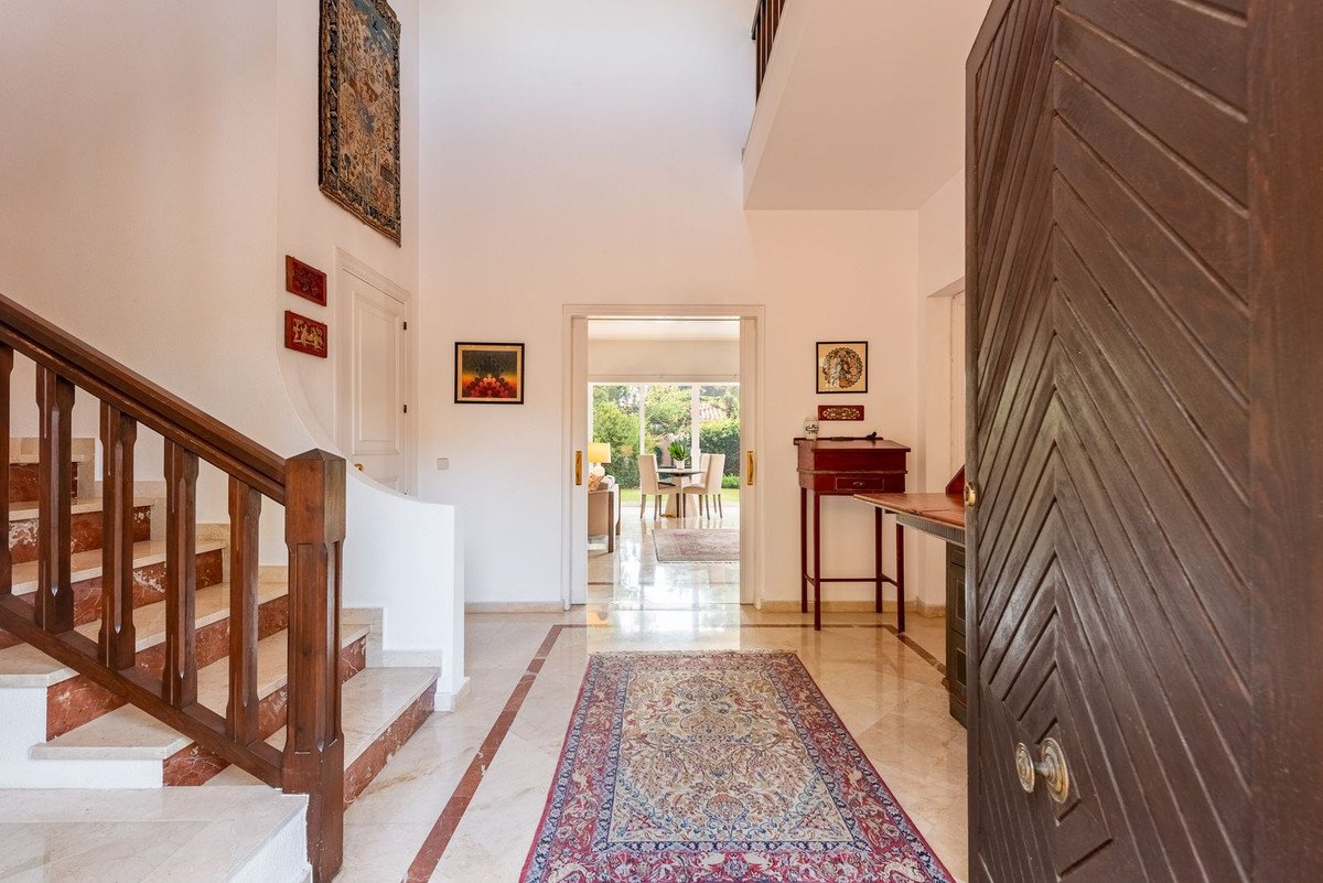 4 Bed Detached Villa in El Paraiso