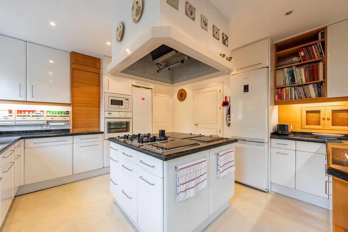 4 Bed Detached Villa in El Paraiso