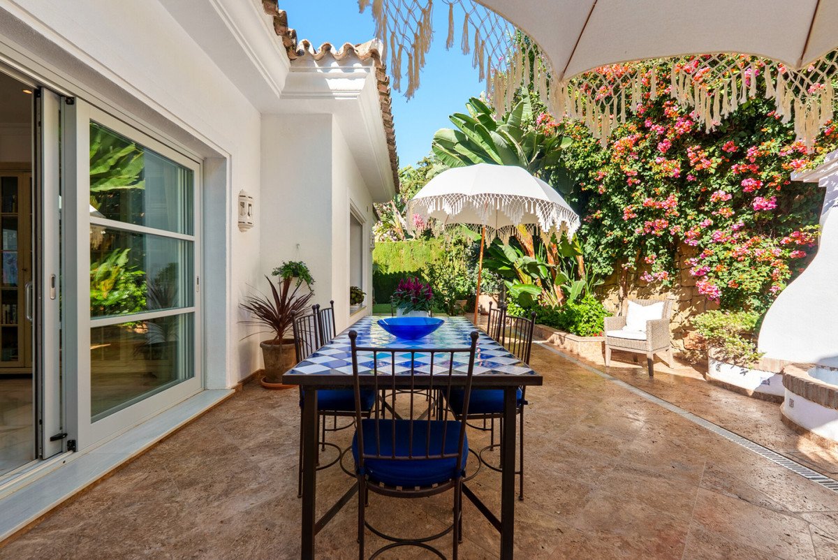 4 Bed Detached Villa in Sierra Blanca