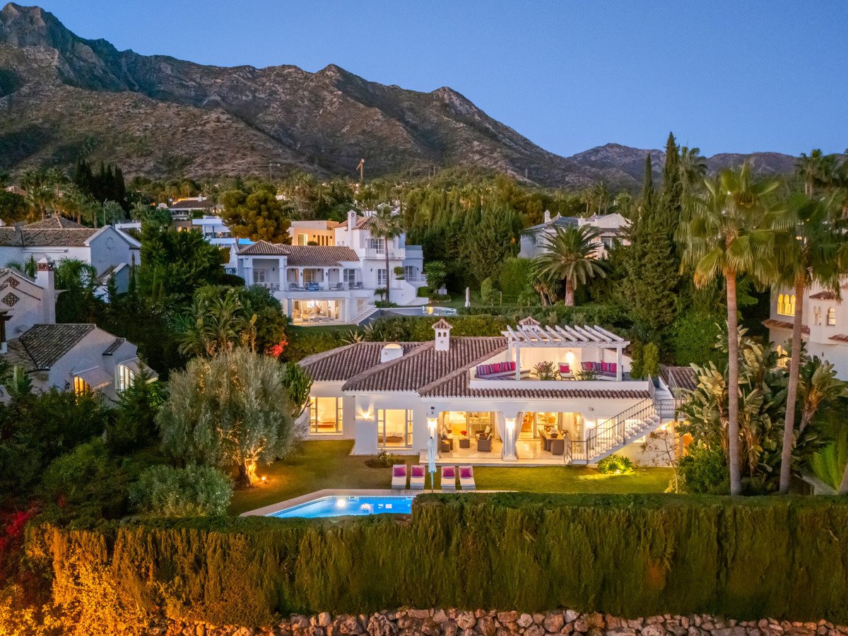 4 Bed Detached Villa in Sierra Blanca