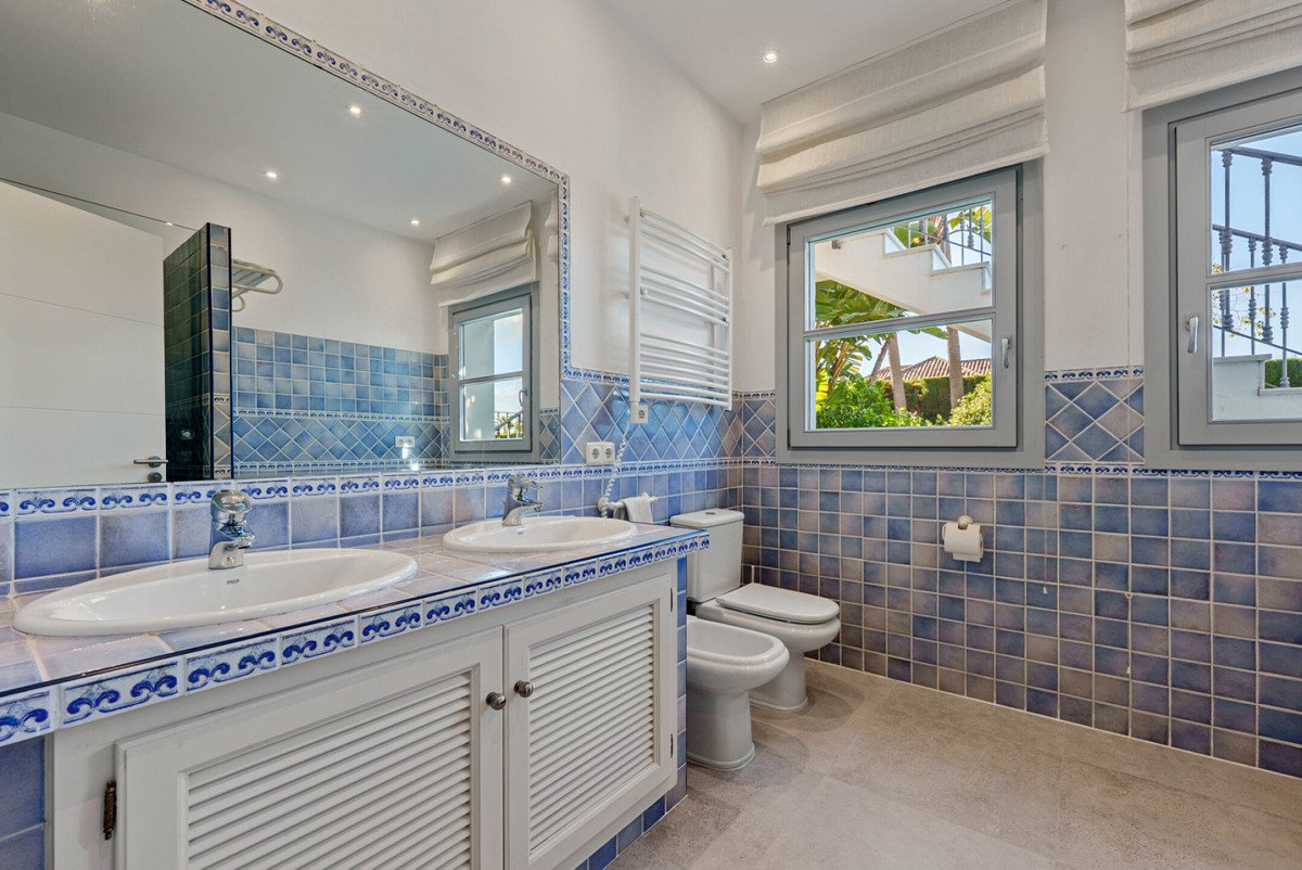 4 Bed Detached Villa in Sierra Blanca