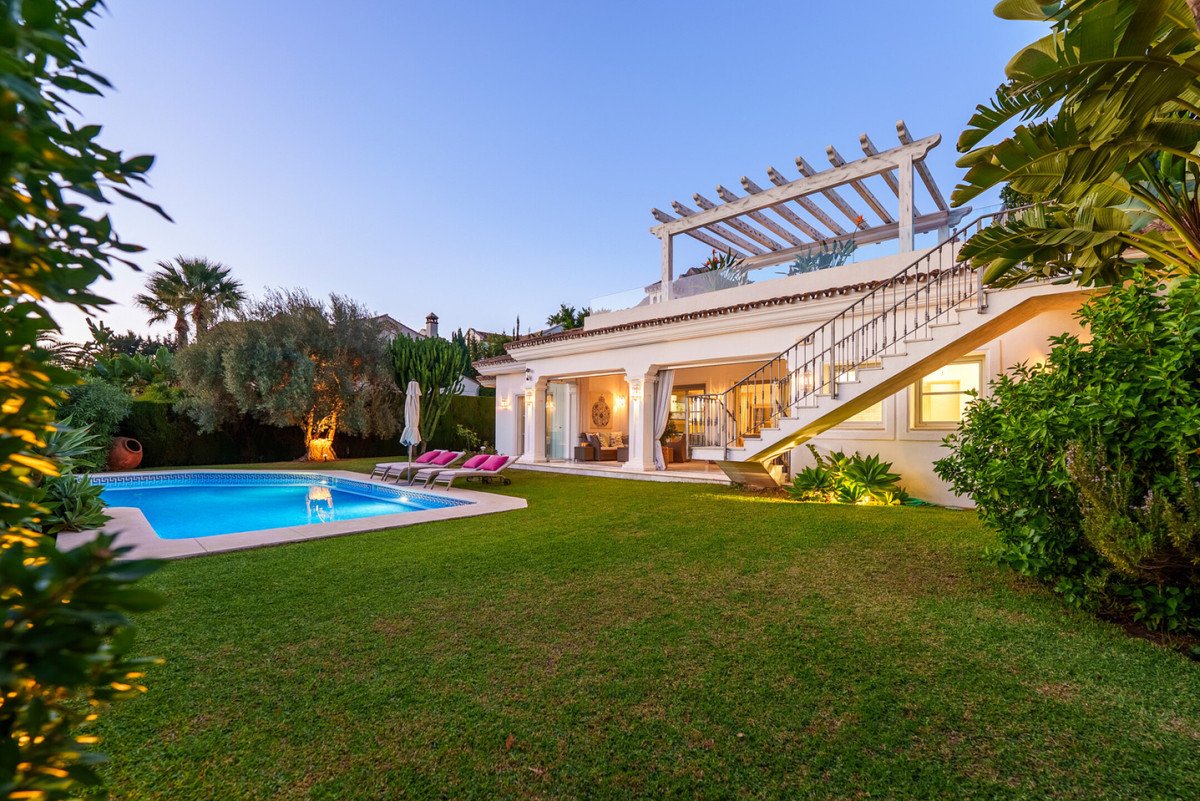4 Bed Detached Villa in Sierra Blanca
