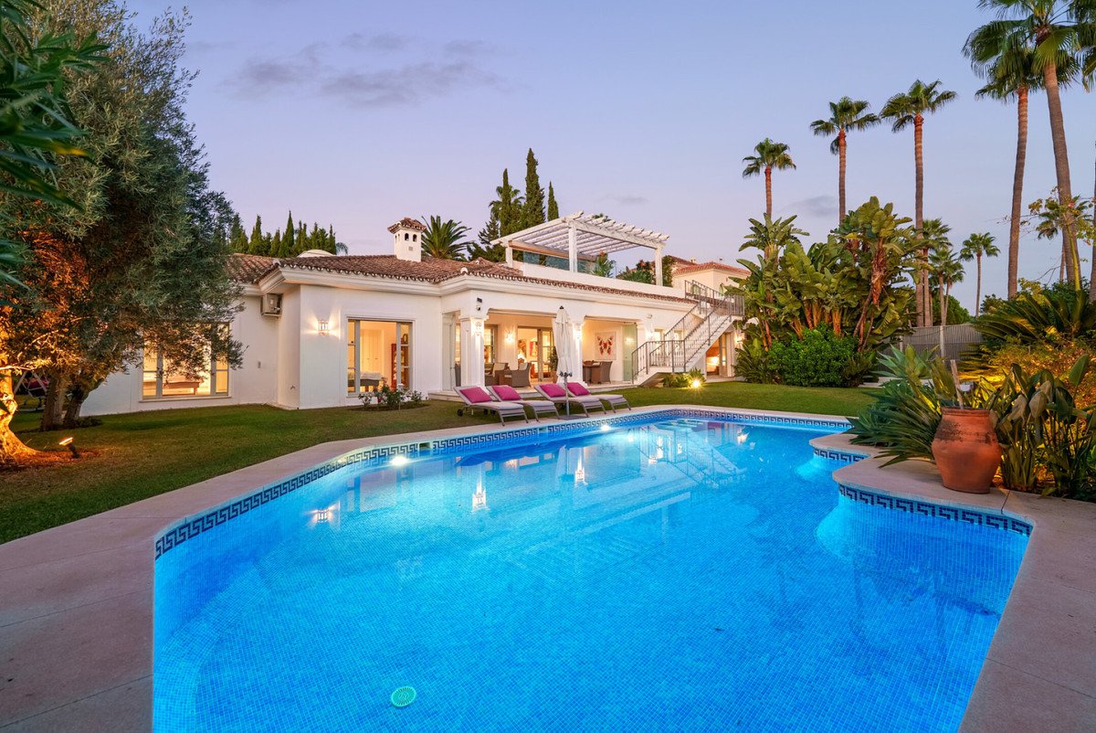 4 Bed Detached Villa in Sierra Blanca
