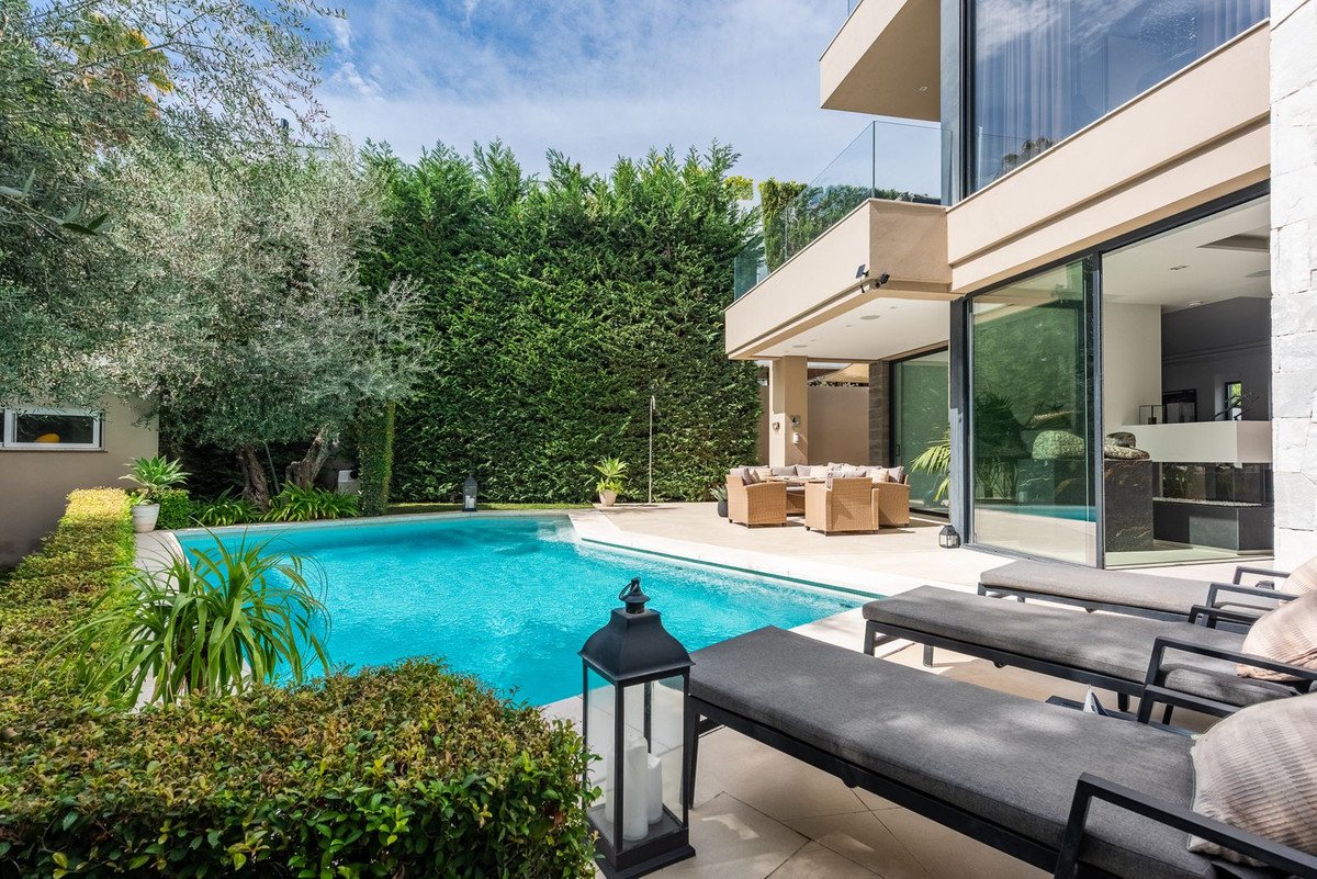 5 Bed Detached Villa in The Golden Mile