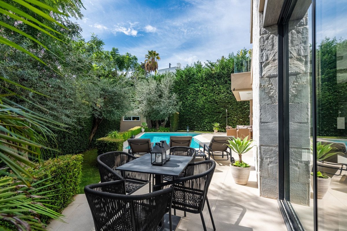5 Bed Detached Villa in The Golden Mile
