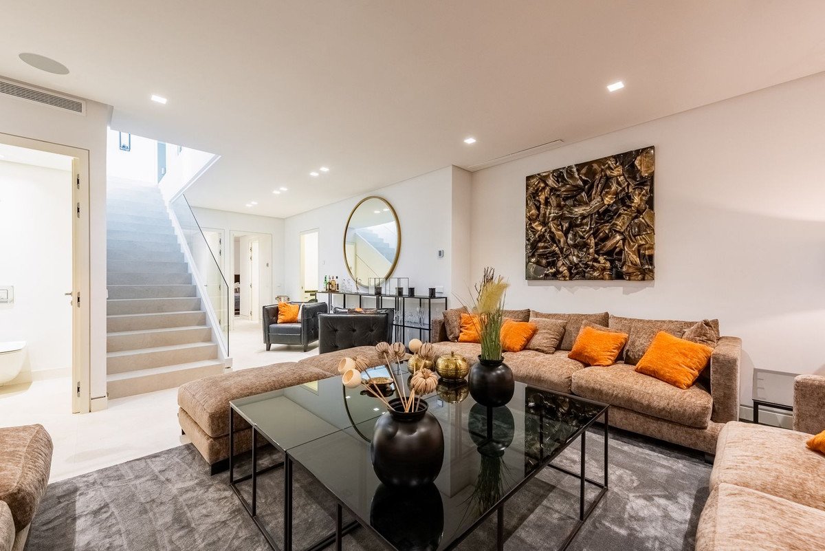 5 Bed Detached Villa in The Golden Mile