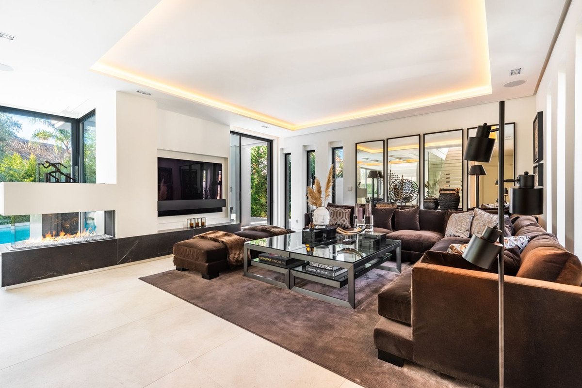5 Bed Detached Villa in The Golden Mile