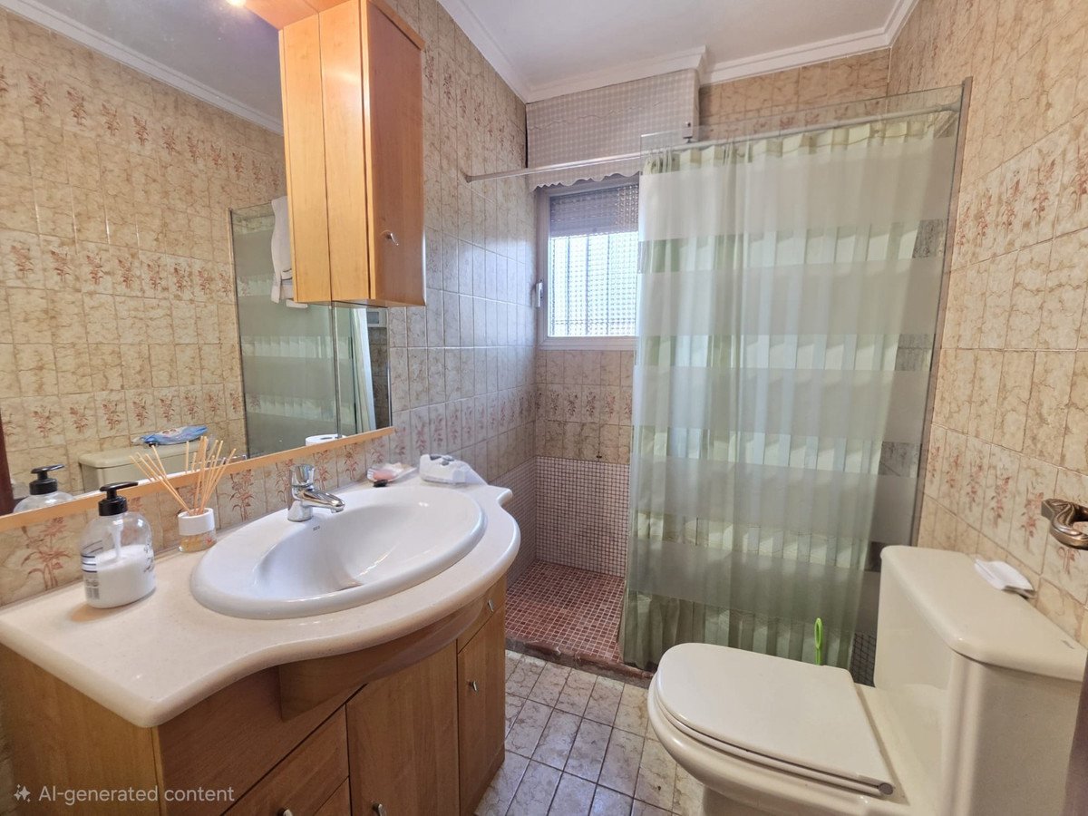 6 Bed Detached Villa in Elda