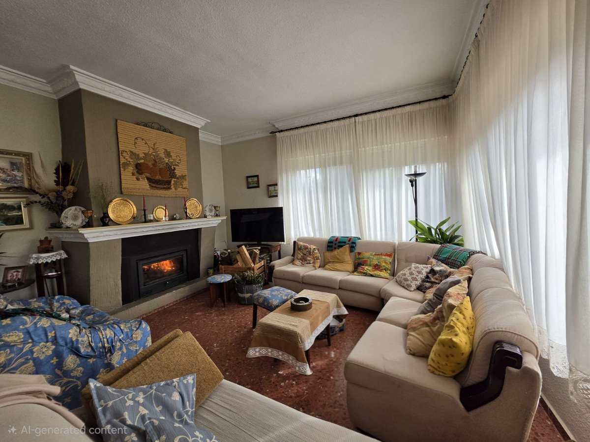 6 Bed Detached Villa in Elda