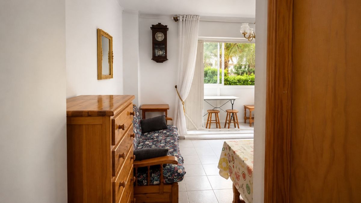 1 Bed Middle Floor Apartment in Torrevieja
