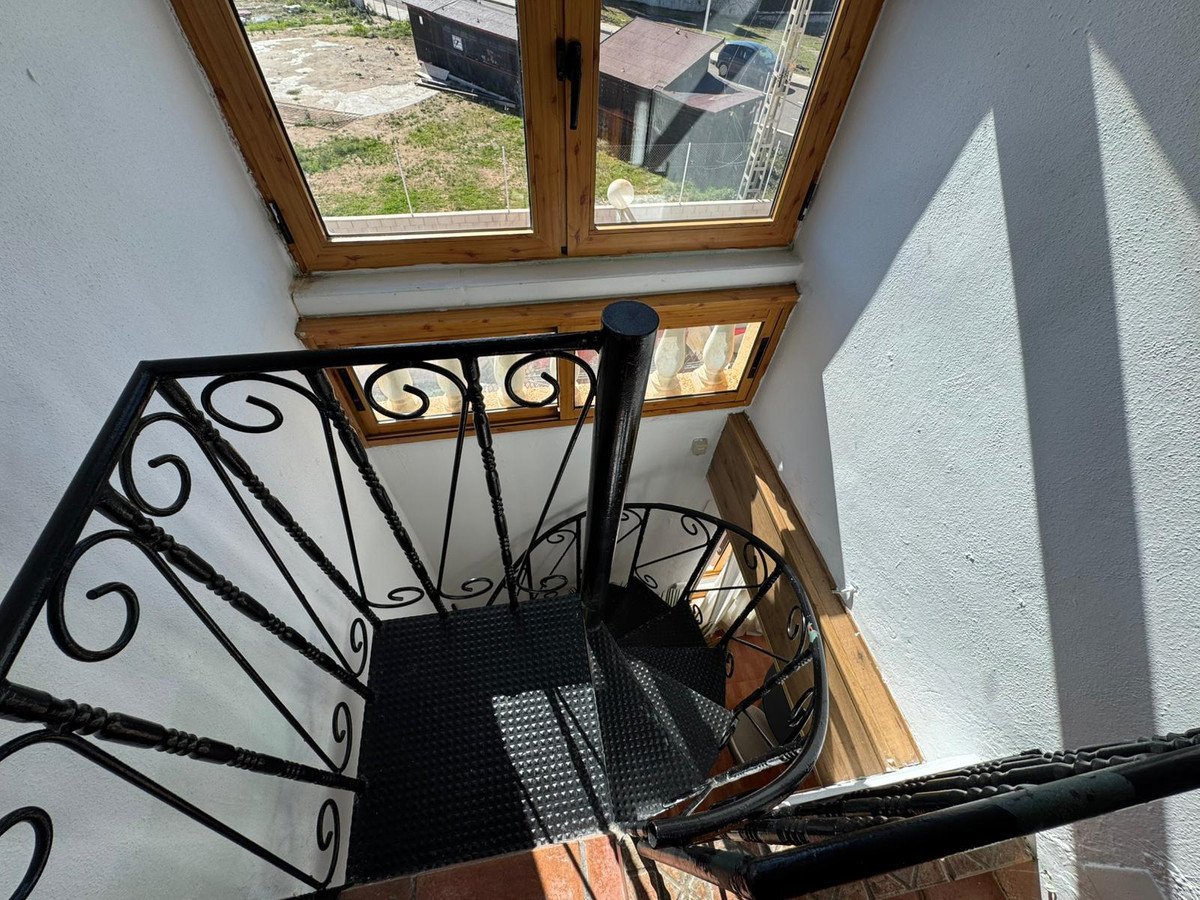 2 Bed Bungalow in Los Altos