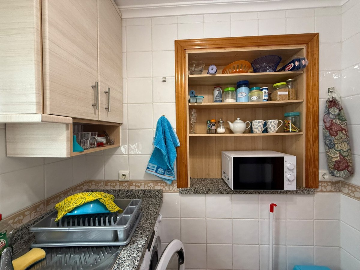 2 Bed Ground Floor Apartment in Playa de los Locos
