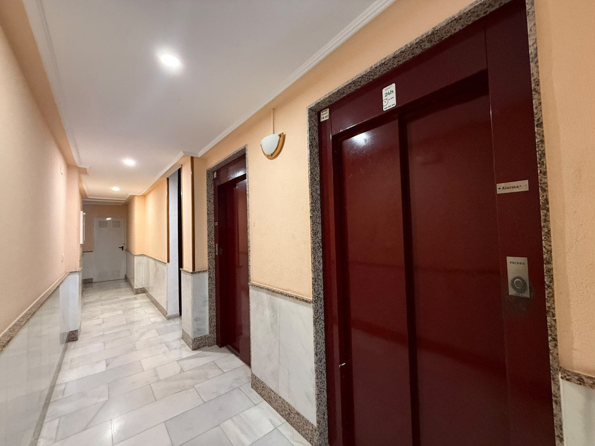 2 Bed Ground Floor Apartment in Playa de los Locos