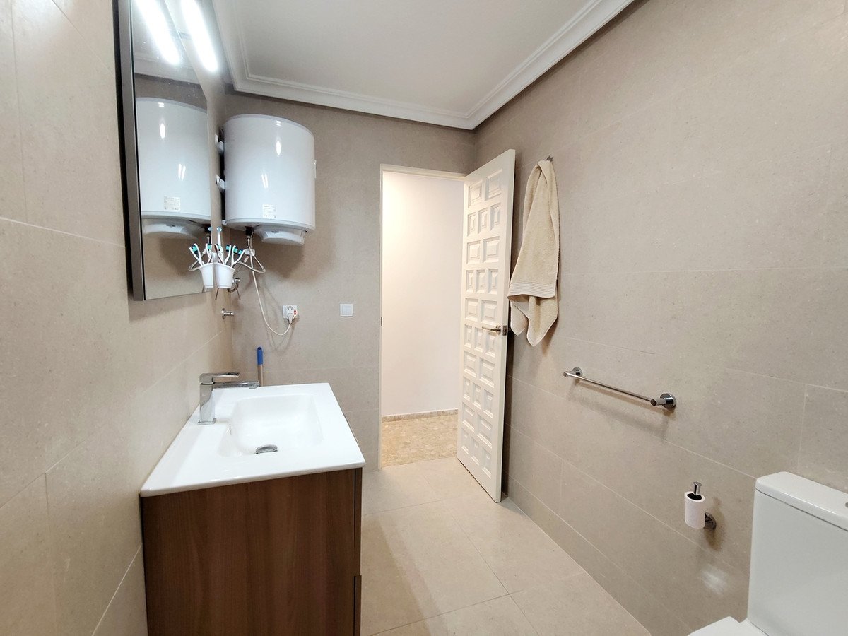 2 Bed Ground Floor Apartment in La Mata