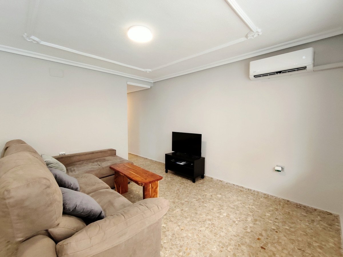 2 Bed Ground Floor Apartment in La Mata
