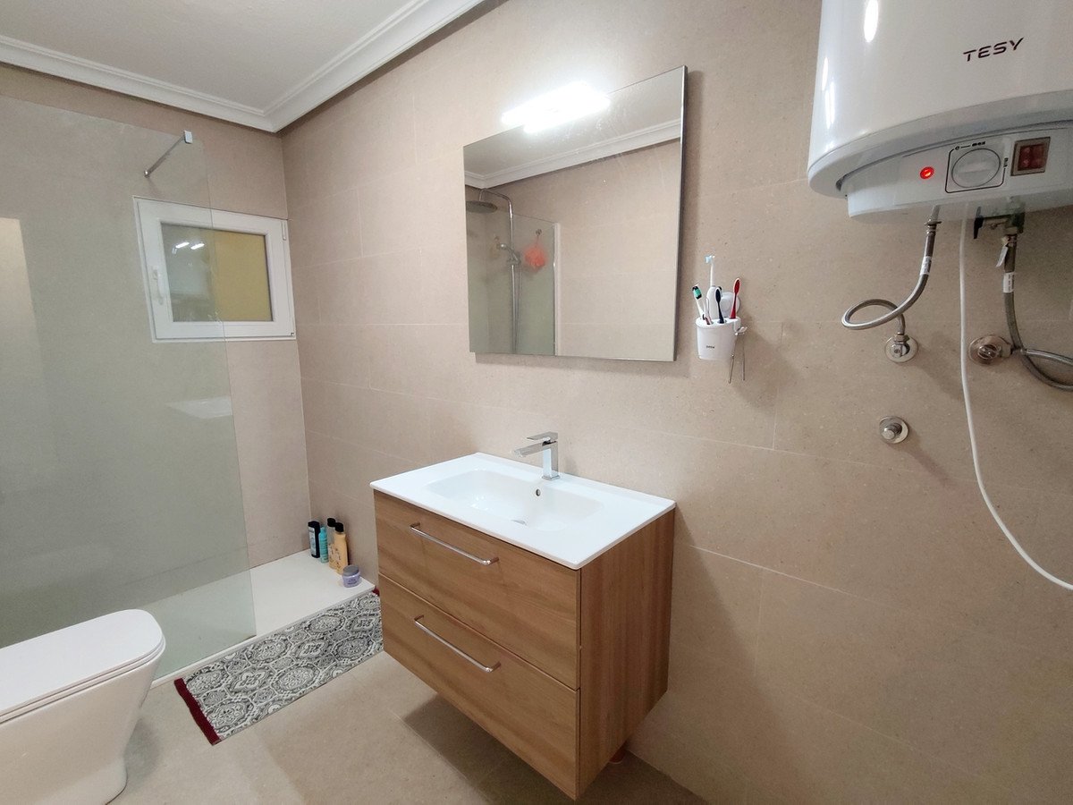2 Bed Ground Floor Apartment in La Mata