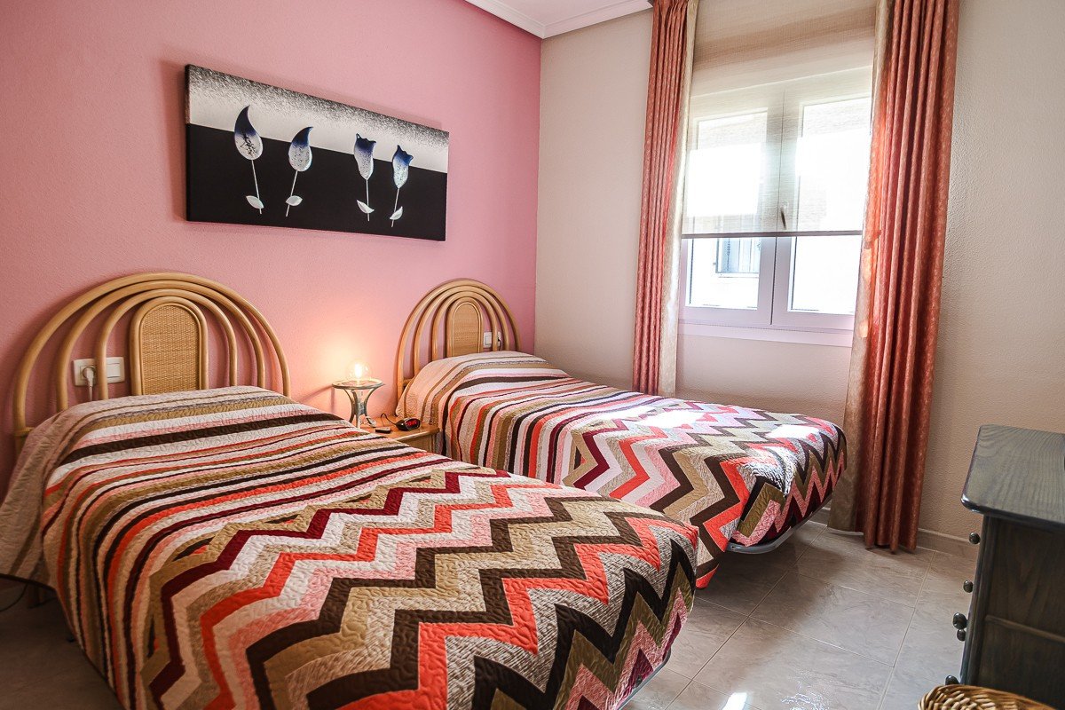 2 Bed Detached Villa in Los Altos