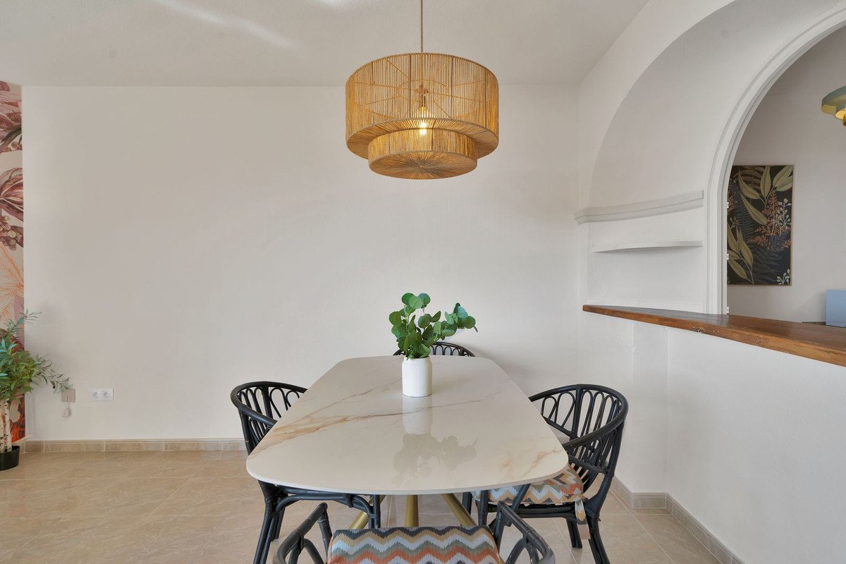 1 Bed Middle Floor Apartment in Estepona