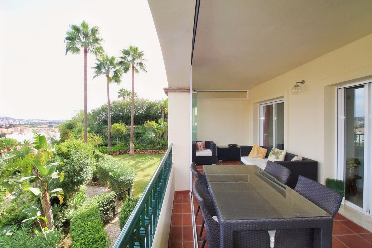 2 Bed Ground Floor Apartment in La Cala Hills