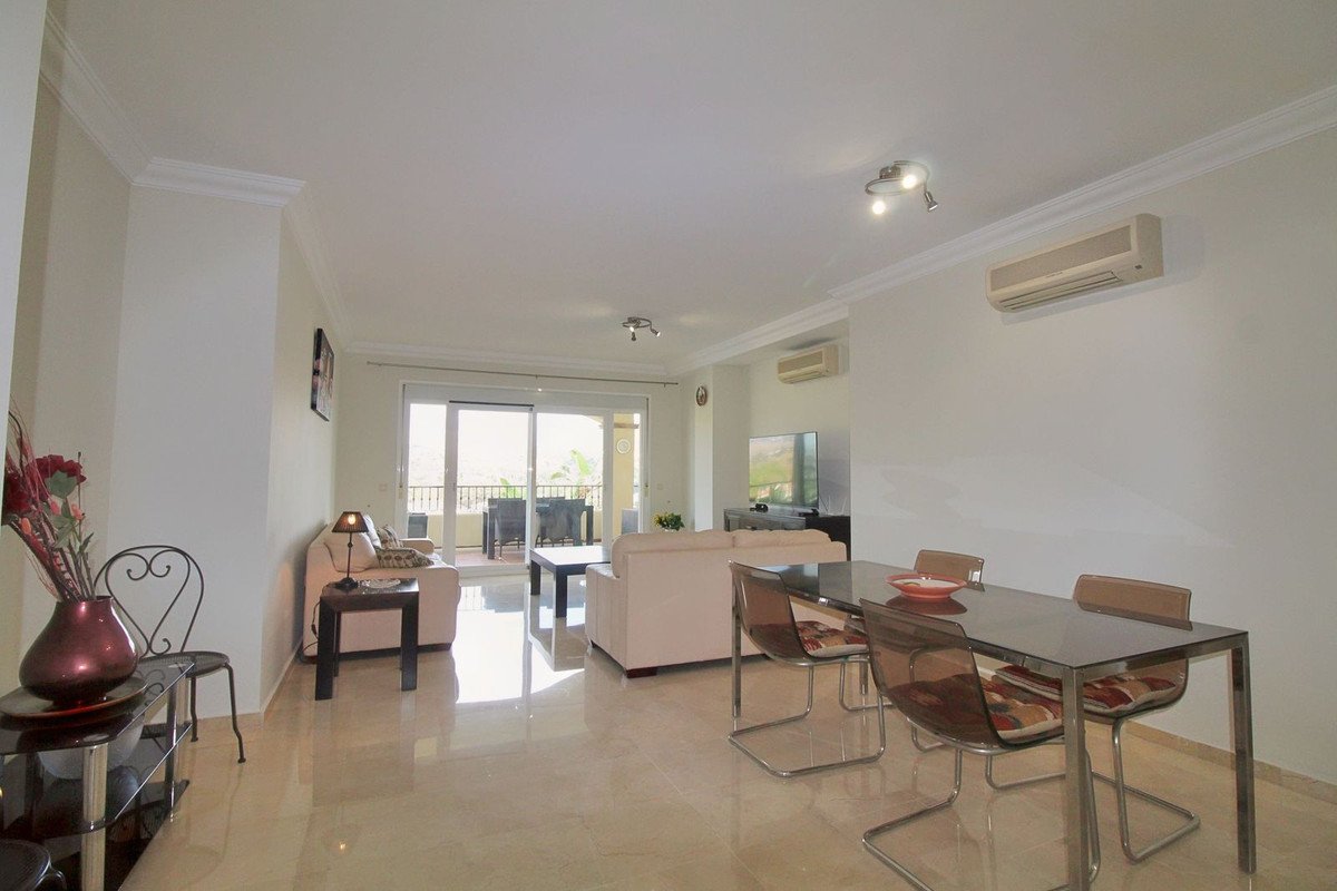 2 Bed Ground Floor Apartment in La Cala Hills