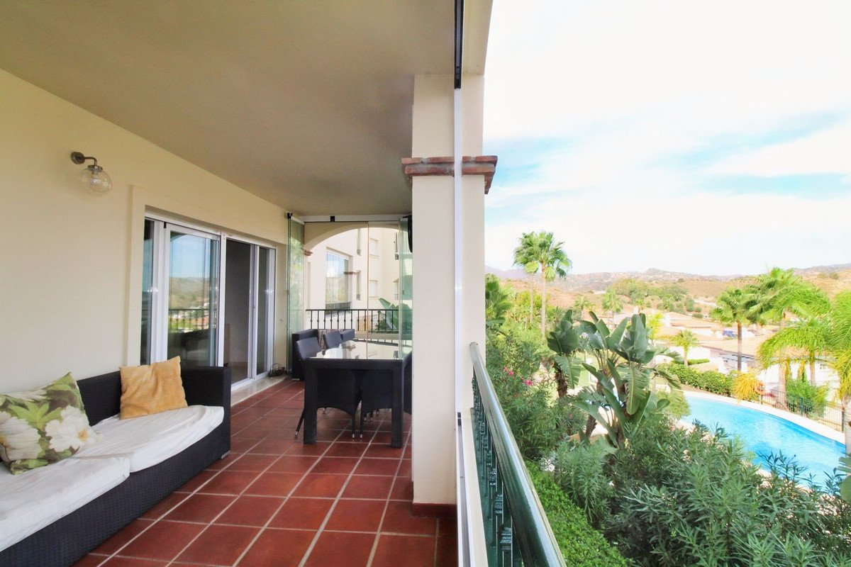 2 Bed Ground Floor Apartment in La Cala Hills